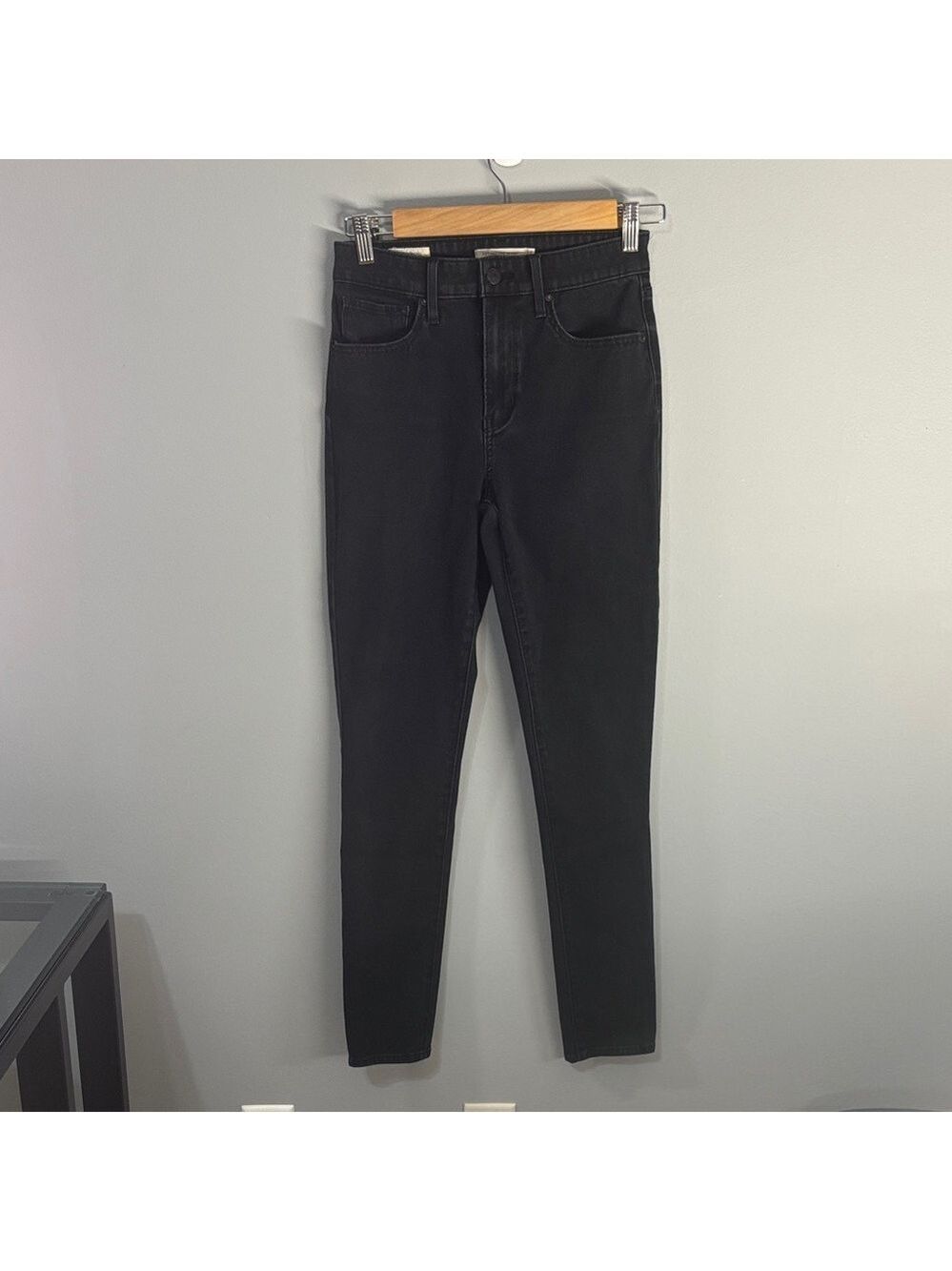 Levi’s 721‎ jeans hi-rise Skinny Jeans premium Black Women's size 4